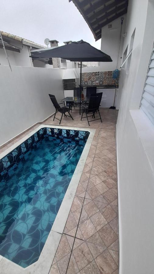 Casa Nova Em Com Piscina E Churrasqueira Privativa